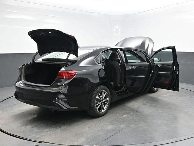 Photo of 2023 Aurora Black Kia Forte