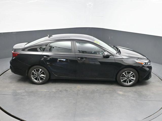 Photo of 2023 Aurora Black Kia Forte