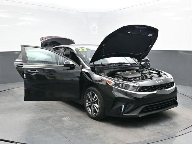 Photo of 2023 Aurora Black Kia Forte
