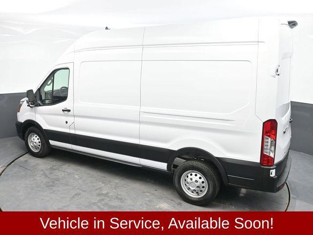 Photo of 2022 Oxford White Ford Transit-350