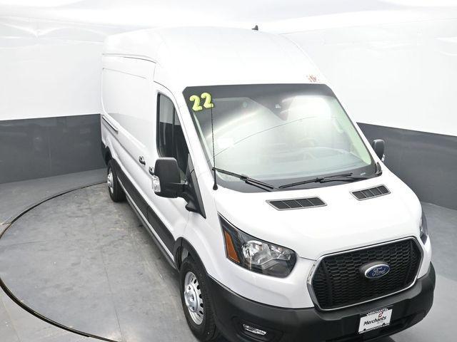 Photo of 2022 Oxford White Ford Transit-350