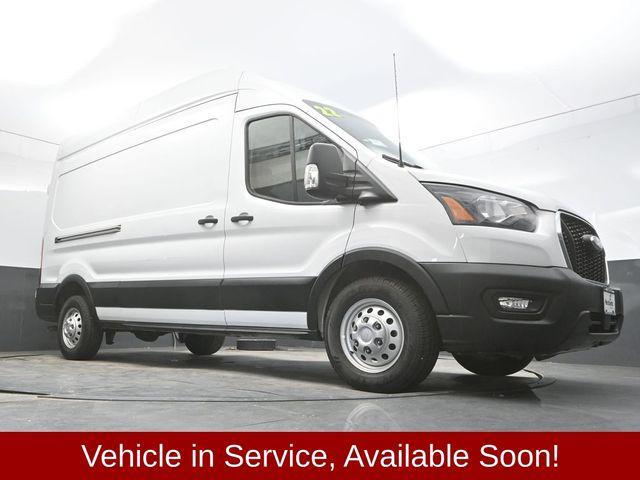 Photo of 2022 Oxford White Ford Transit-350