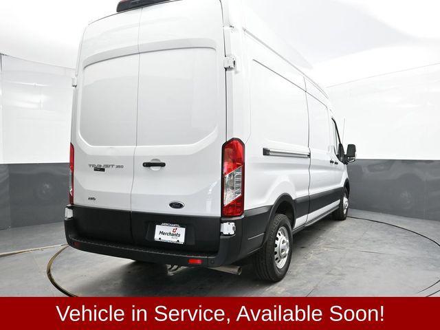 Photo of 2022 Oxford White Ford Transit-350
