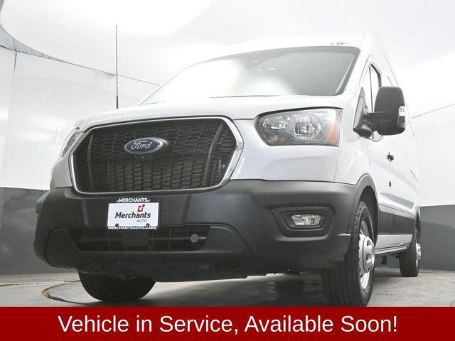 Photo of 2022 Oxford White Ford Transit-350