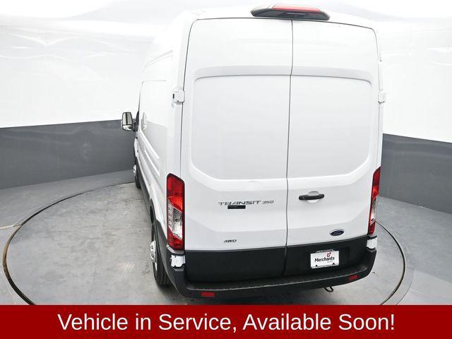 Photo of 2022 Oxford White Ford Transit-350