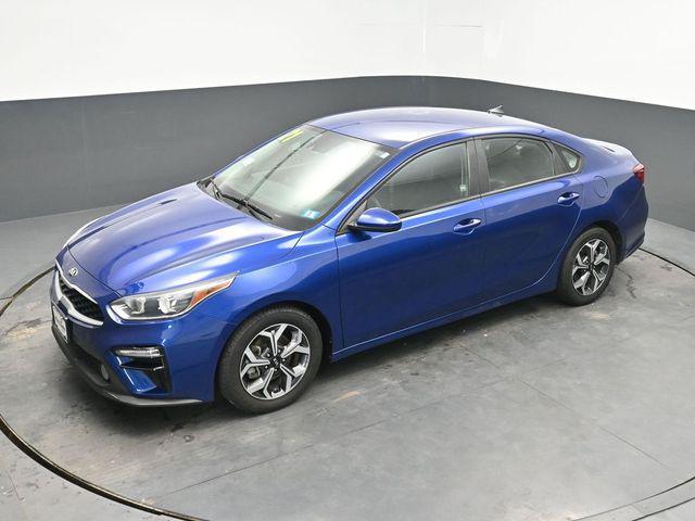 Photo of 2021 Deep Sea Blue Kia Forte