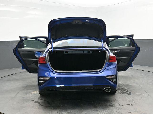 Photo of 2021 Deep Sea Blue Kia Forte