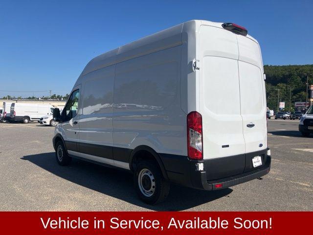 Photo of 2023 Oxford White Ford Transit-350