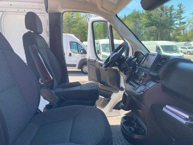 Photo of 2023 Bright White Clearcoat RAM ProMaster 2500