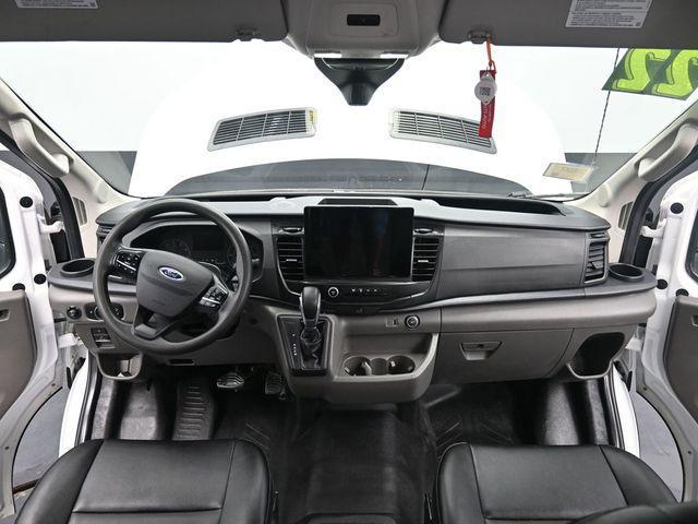 Photo of 2022 Oxford White Ford Transit-350