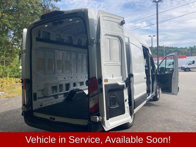 Photo of 2024 Agate Black Metallic Ford Transit-350