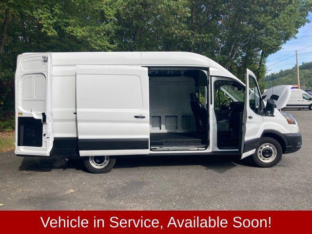 Photo of 2024 Agate Black Metallic Ford Transit-350