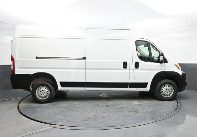 Photo of 2024 Bright White Clearcoat RAM ProMaster 2500