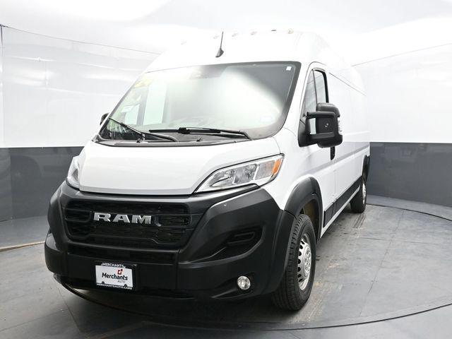 Photo of 2024 Bright White Clearcoat RAM ProMaster 2500