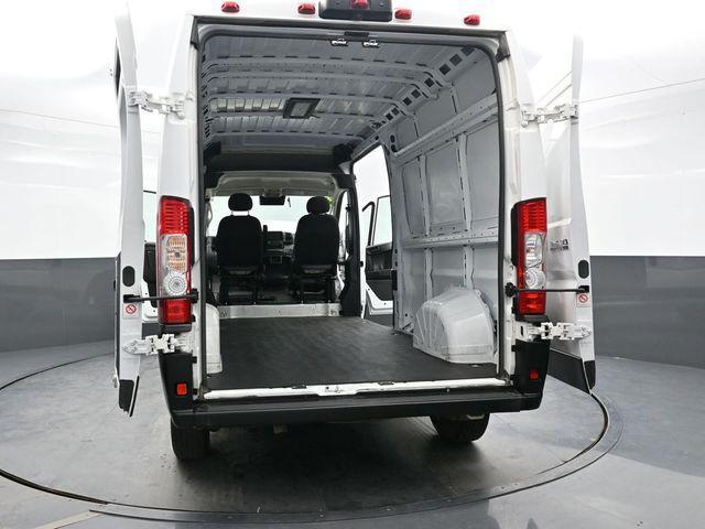 Photo of 2024 Bright White Clearcoat RAM ProMaster 2500