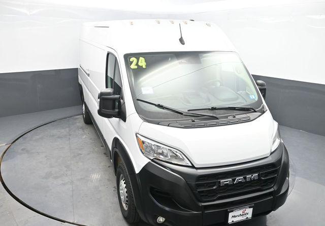 Photo of 2024 Bright White Clearcoat RAM ProMaster 2500