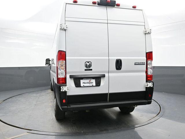 Photo of 2024 Bright White Clearcoat RAM ProMaster 2500