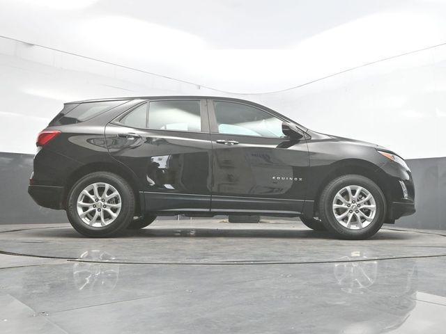 Photo of 2021 Mosaic Black Metallic Chevrolet Equinox
