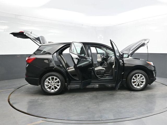 Photo of 2021 Mosaic Black Metallic Chevrolet Equinox