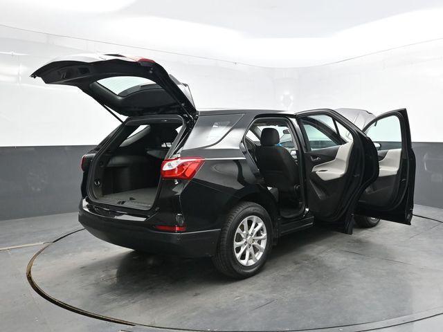 Photo of 2021 Mosaic Black Metallic Chevrolet Equinox