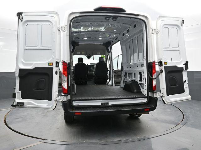 Photo of 2023 Oxford White Ford Transit-250