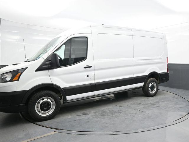 Photo of 2023 Oxford White Ford Transit-250