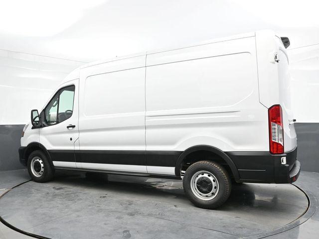 Photo of 2023 Oxford White Ford Transit-250