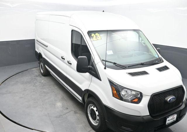 Photo of 2023 Oxford White Ford Transit-250