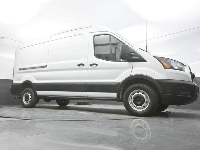 Photo of 2023 Oxford White Ford Transit-250