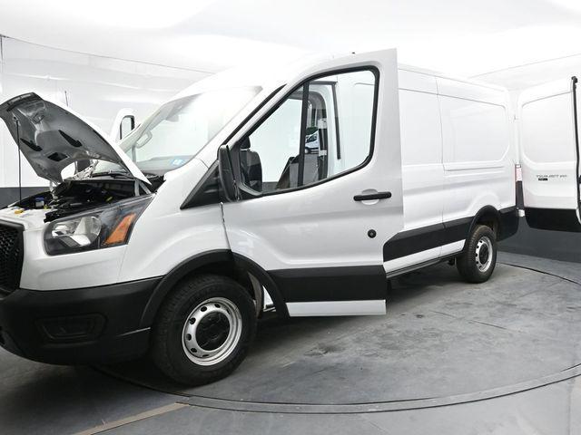 Photo of 2023 Oxford White Ford Transit-250