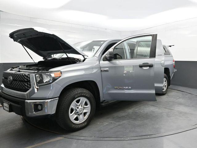 Photo of 2021 Midnight Black Metallic Toyota Tundra