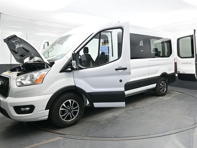 Photo of 2022 Oxford White Ford Transit-350