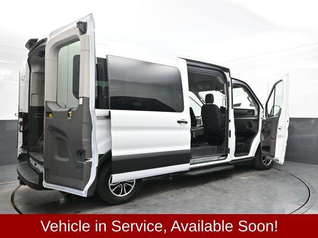 Photo of 2022 Oxford White Ford Transit-350