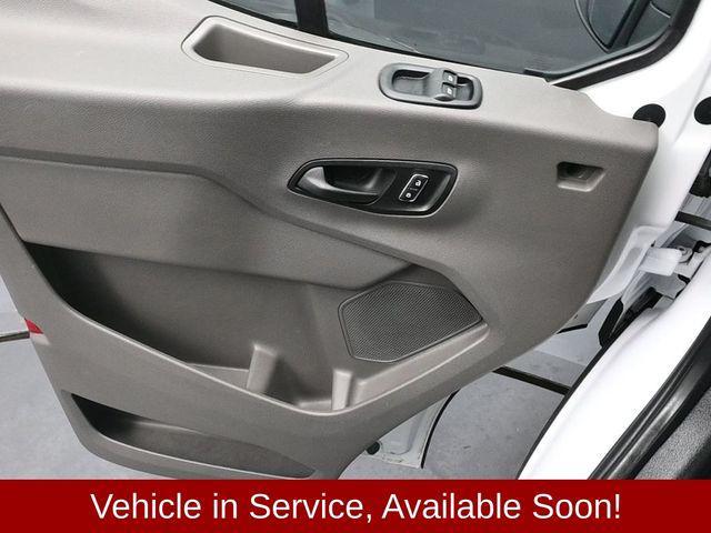 Photo of 2022 Oxford White Ford Transit-350