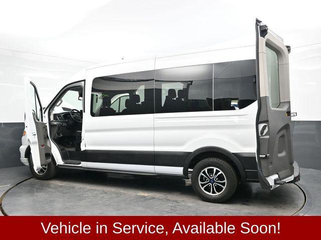 Photo of 2022 Oxford White Ford Transit-350