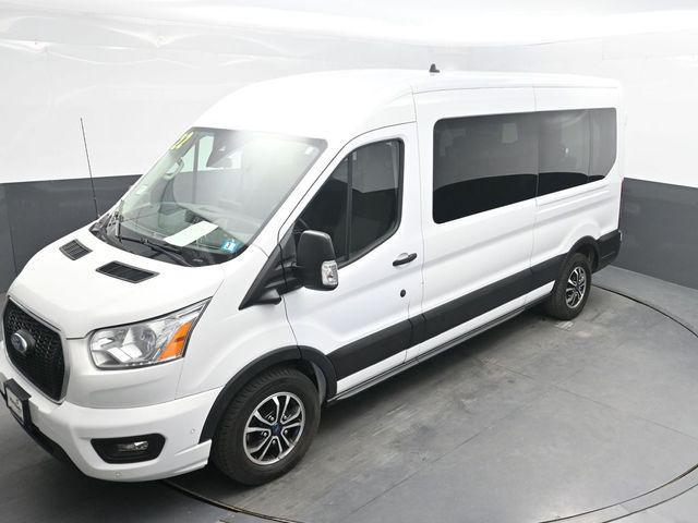 Photo of 2022 Oxford White Ford Transit-350