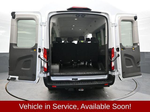 Photo of 2022 Oxford White Ford Transit-350