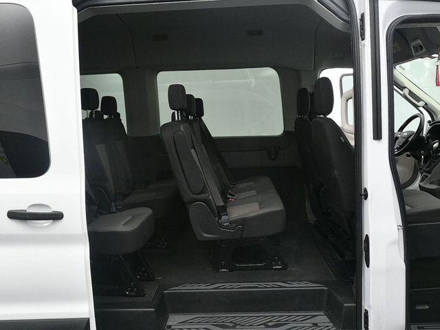 Photo of 2022 Oxford White Ford Transit-350