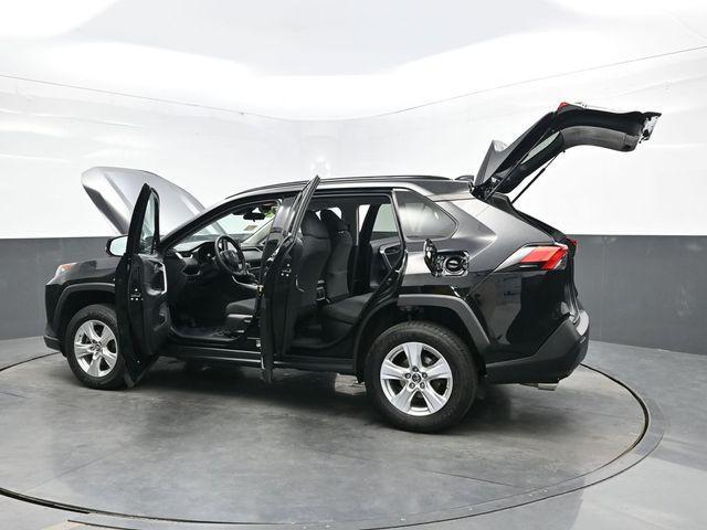 Photo of 2020 Midnight Black Metallic Toyota RAV4 Hybrid