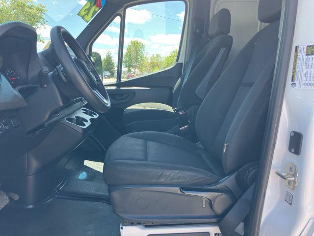 Photo of 2023 White Mercedes-Benz Sprinter 2500