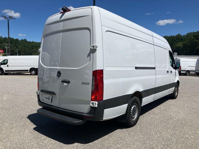 Photo of 2023 White Mercedes-Benz Sprinter 2500