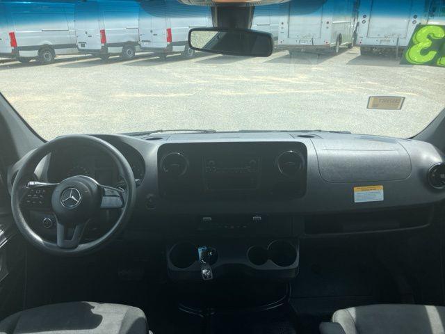 Photo of 2023 White Mercedes-Benz Sprinter 2500