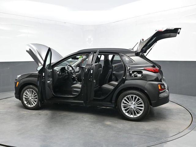 Photo of 2021 Ultra Black Hyundai KONA