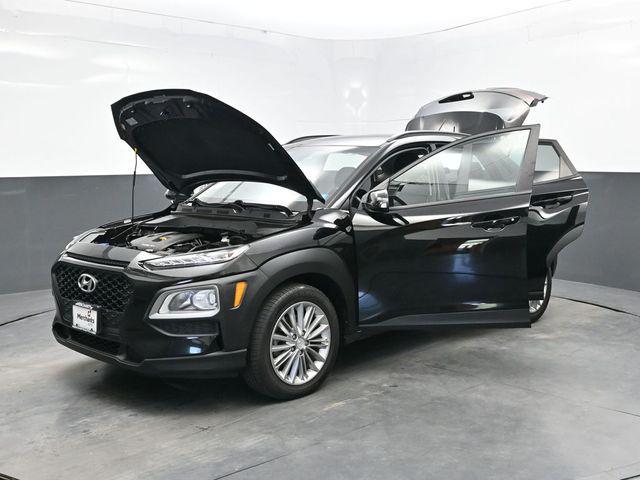 Photo of 2021 Ultra Black Hyundai KONA