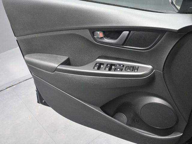 Photo of 2021 Ultra Black Hyundai KONA
