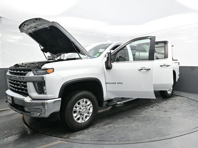 Photo of 2023 Summit White Chevrolet Silverado 2500