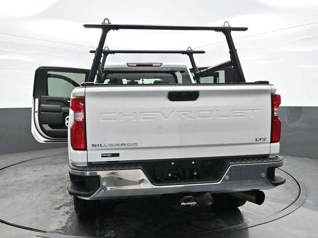 Photo of 2023 Summit White Chevrolet Silverado 2500