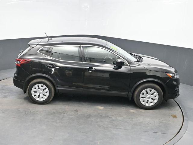 Photo of 2020 Magnetic Black Pearl Nissan Rogue Sport