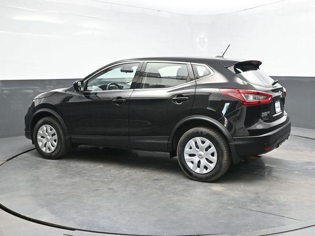 Photo of 2020 Magnetic Black Pearl Nissan Rogue Sport