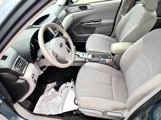 Photo of 2012 Light Green Subaru Forester